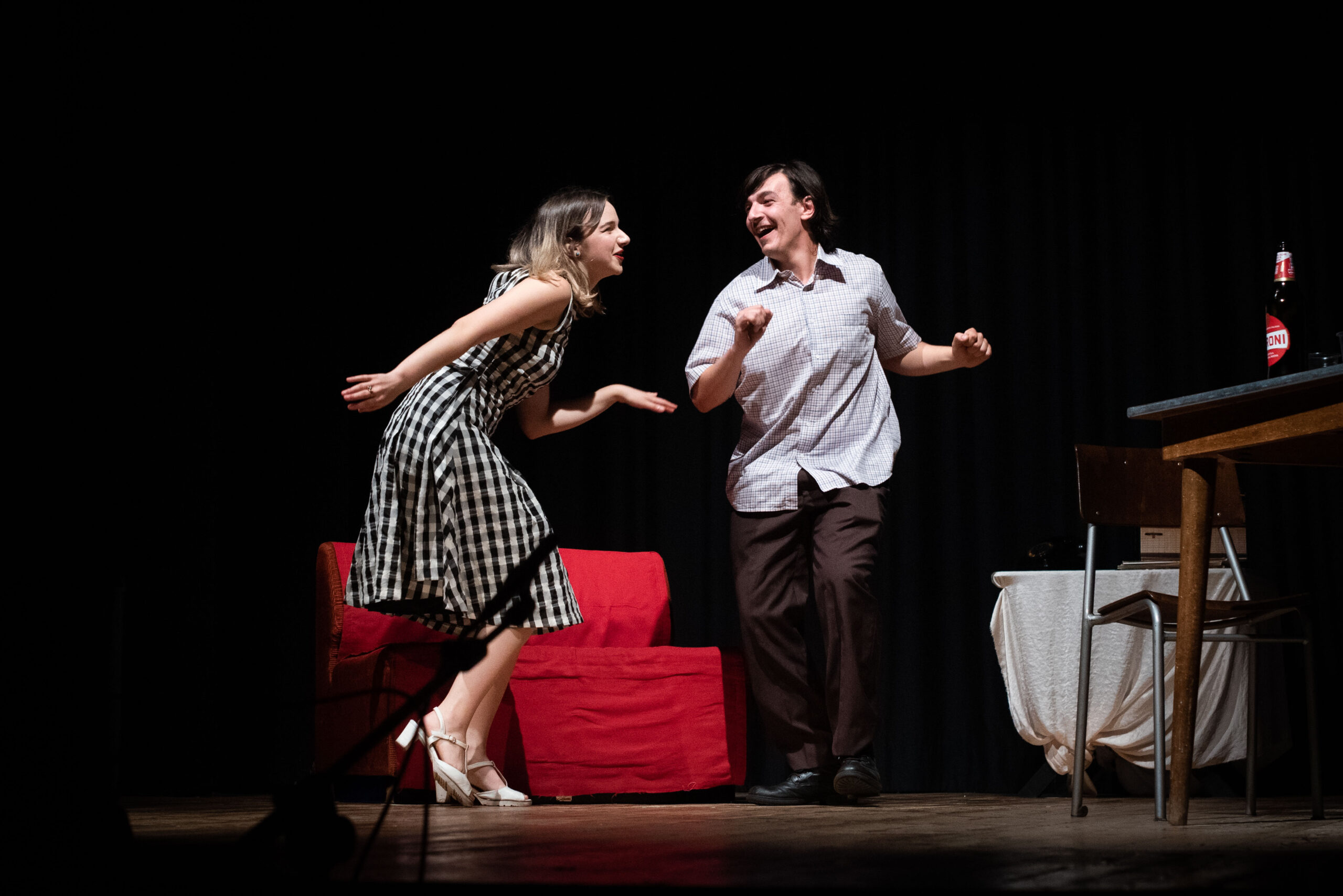 Un'oasi sfocata nell'alba - TOMAX TEATRO